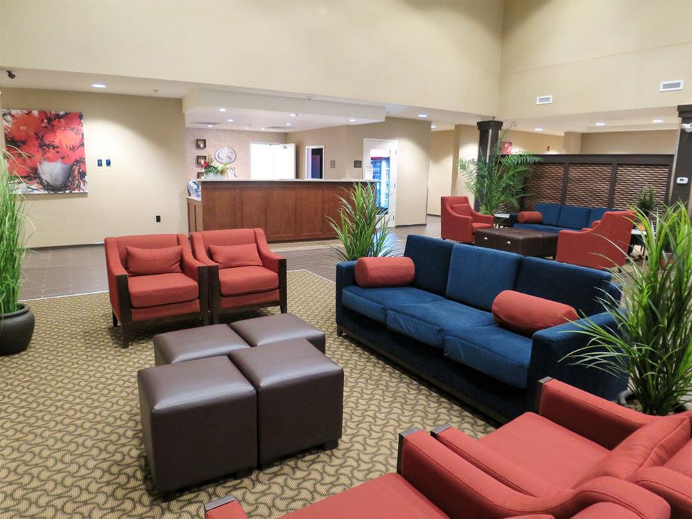 Comfort Suites Regina Esterno foto