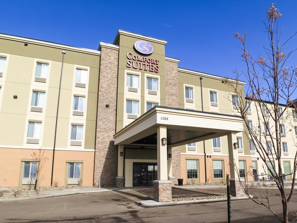 Comfort Suites Regina Esterno foto